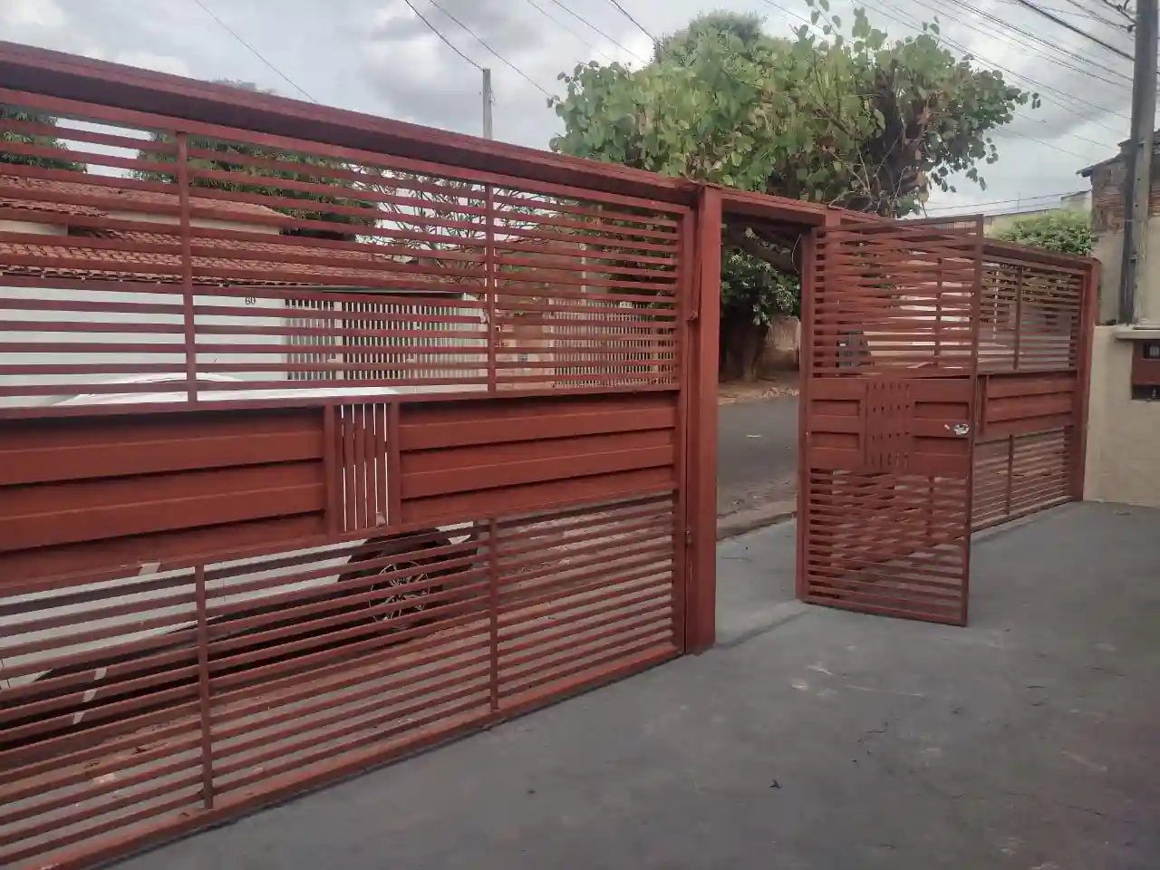 Casa com 2 quartos à venda, 60m² — foto 1 de 13
