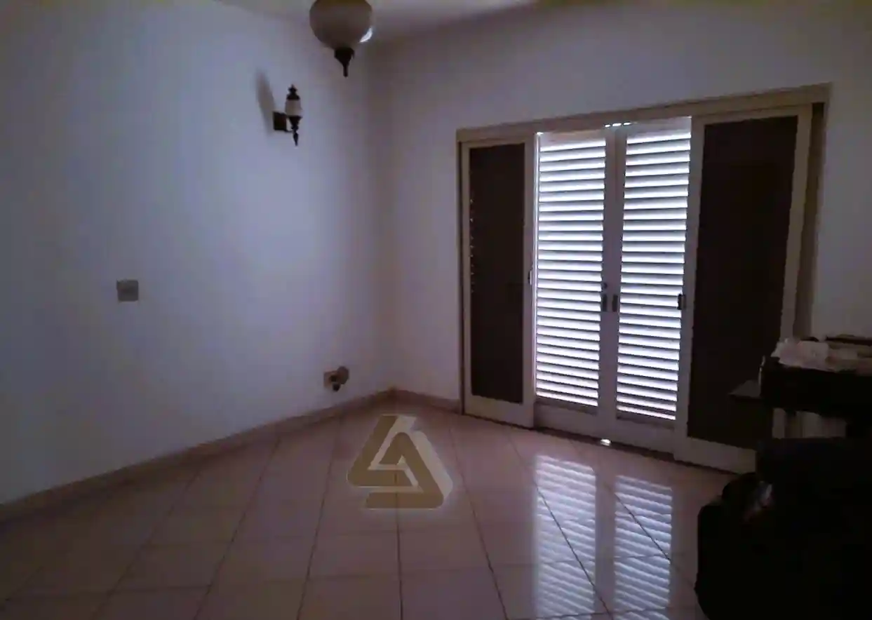 Casa Comercial com 4 quartos para aluguel, 600m² — foto 12 de 18