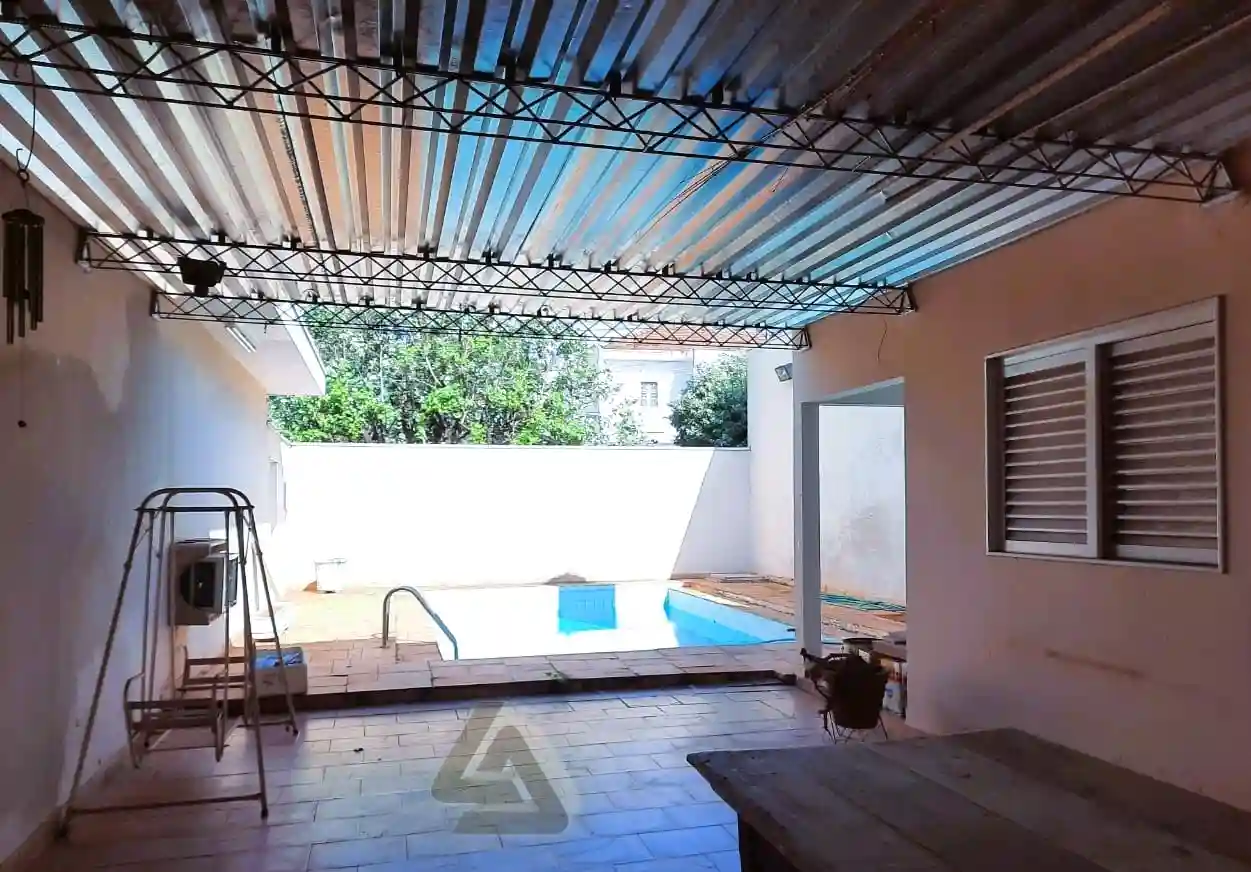 Casa Comercial com 4 quartos para aluguel, 600m² — foto 6 de 18