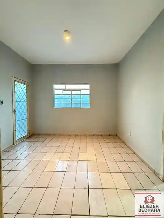 Casa com 2 quartos à venda, 94m² — foto 2 de 22