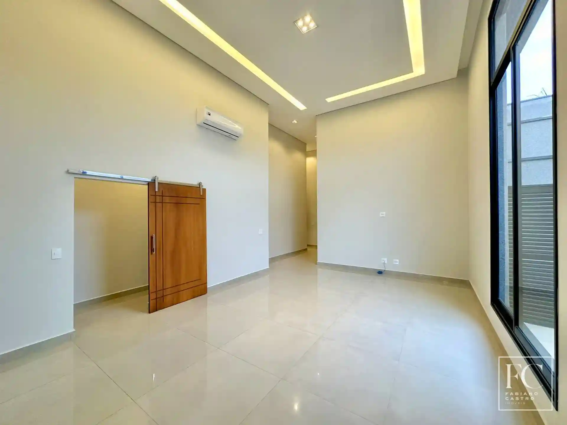 Casa de Condomínio com 3 quartos à venda, 240m² — foto 14 de 23