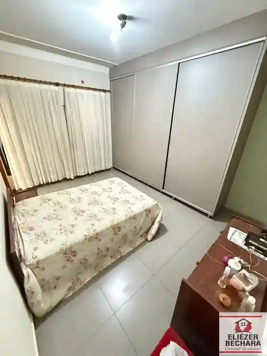 Casa com 3 quartos à venda, 136m² — foto 8 de 27