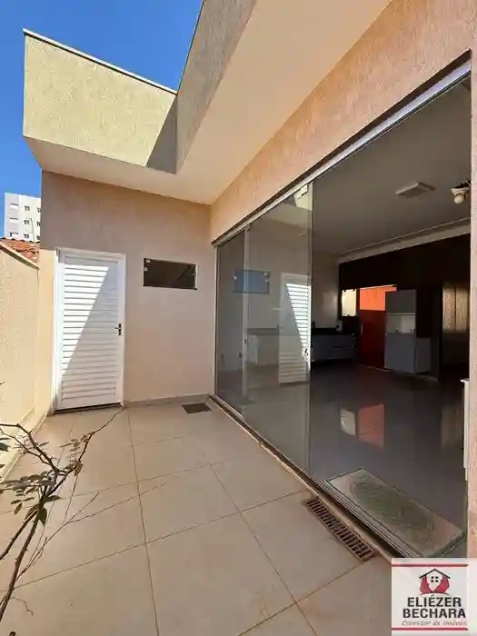 Casa com 3 quartos à venda, 136m² — foto 25 de 27