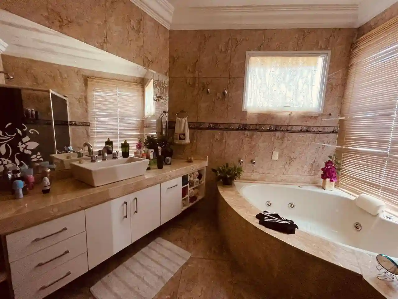 Casa de Condomínio com 4 quartos à venda, 654m² — foto 25 de 29