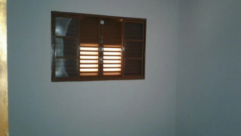 Casa à venda — foto 5 de 6