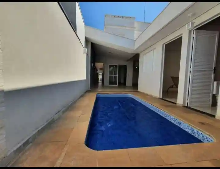 Casa de Condomínio com 4 quartos à venda, 168m² — foto 3 de 9