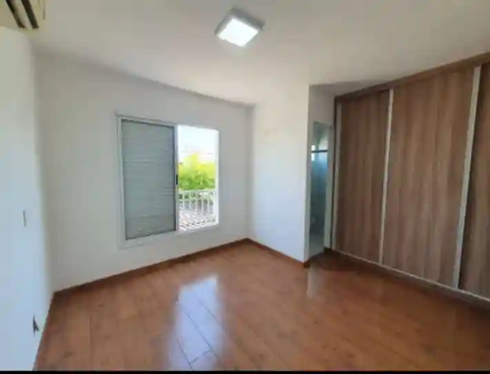 Casa de Condomínio com 4 quartos à venda, 168m² — foto 4 de 9