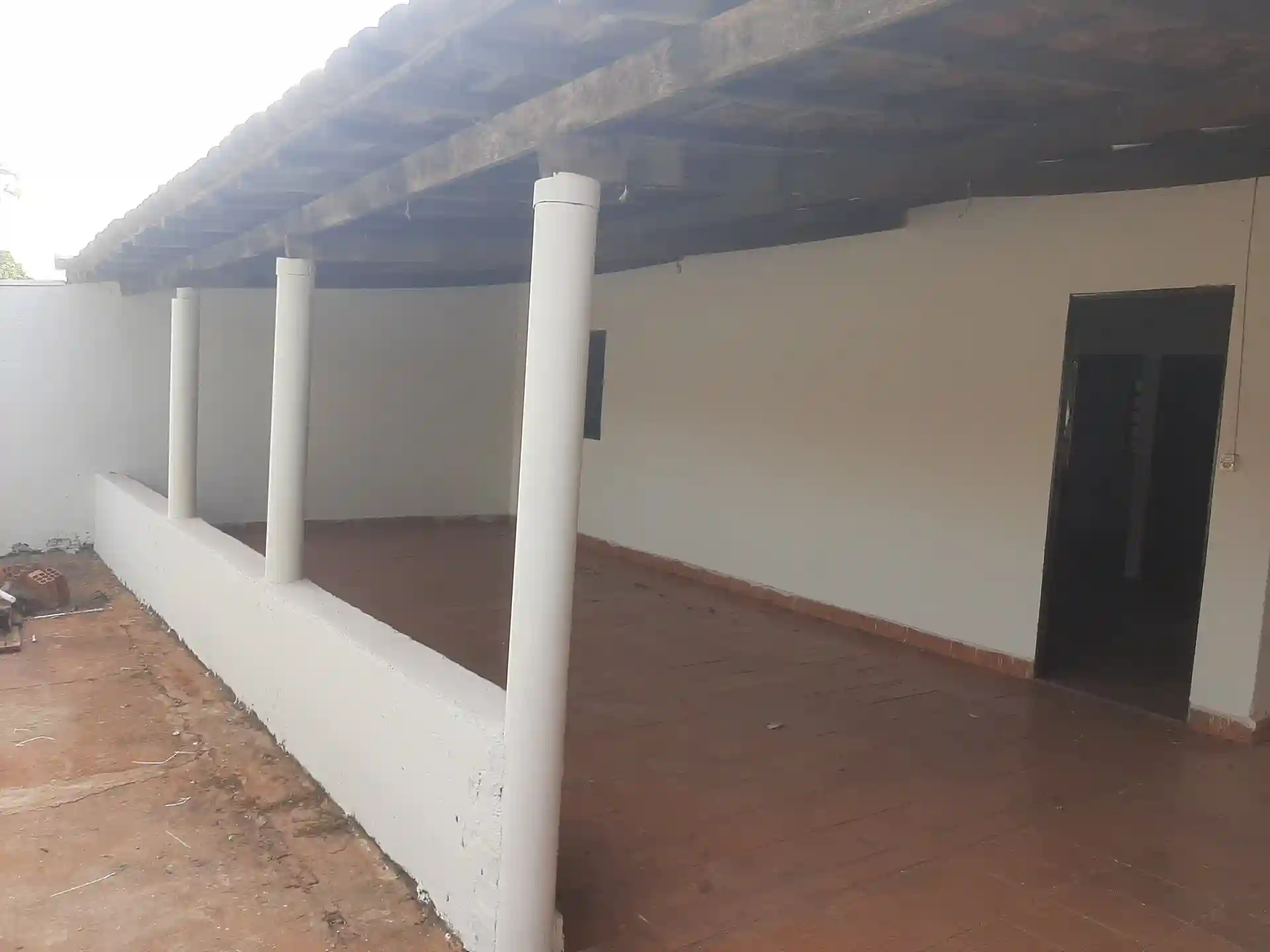 Casa com 2 quartos à venda, 90m² — foto 1 de 18