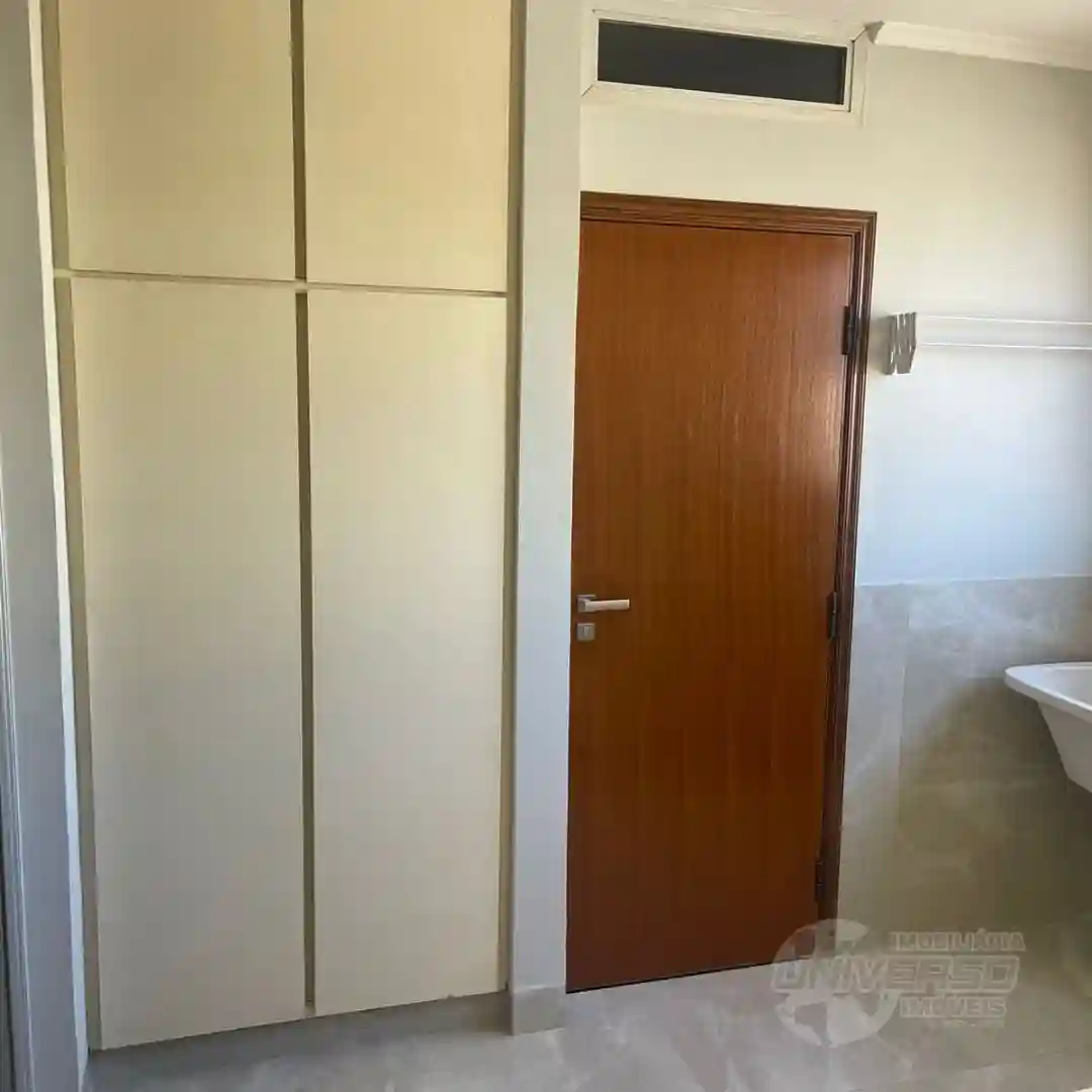 Apartamento com 3 quartos à venda, 137m² — foto 23 de 24