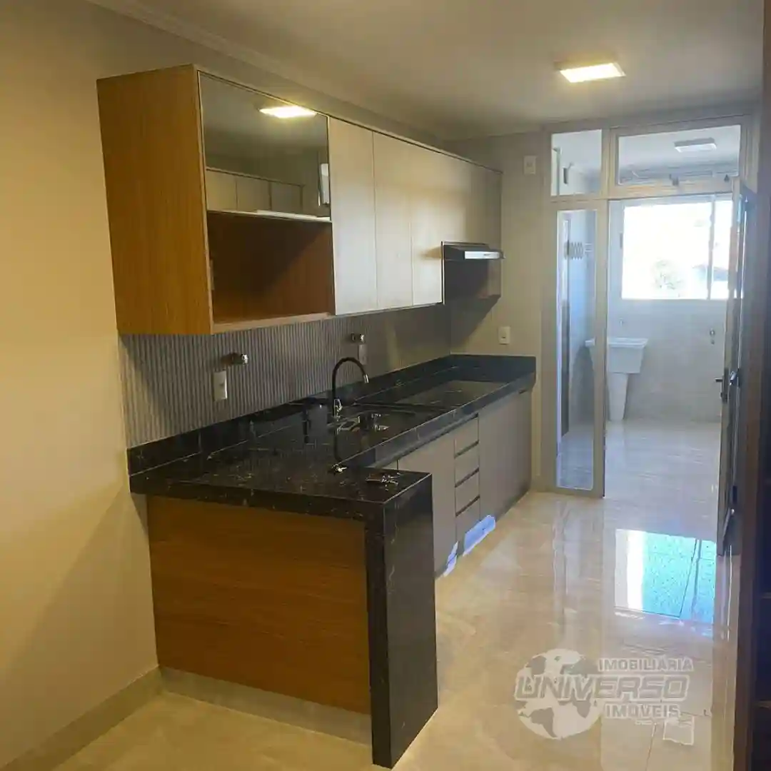 Apartamento com 3 quartos à venda, 137m² — foto 1 de 24