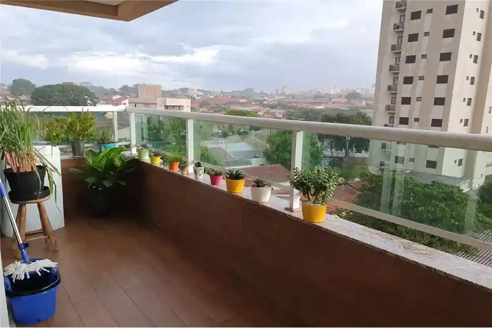 Apartamento com 3 quartos à venda, 192m² — foto 1 de 11