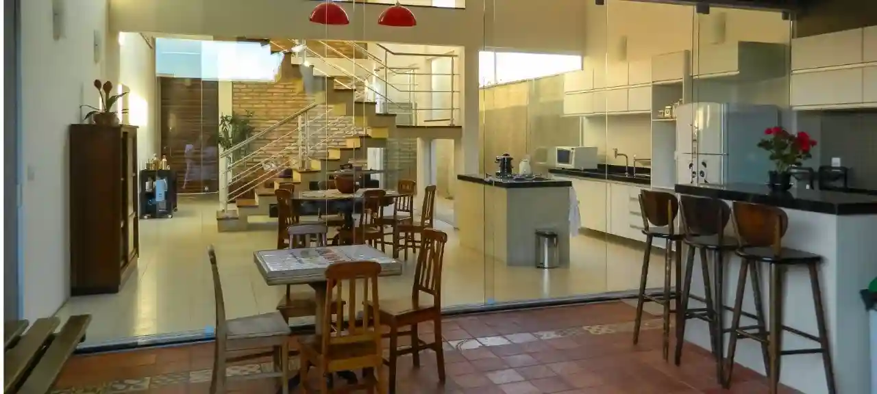 Casa de Condomínio com 3 quartos para aluguel, 350m² — foto 5 de 12