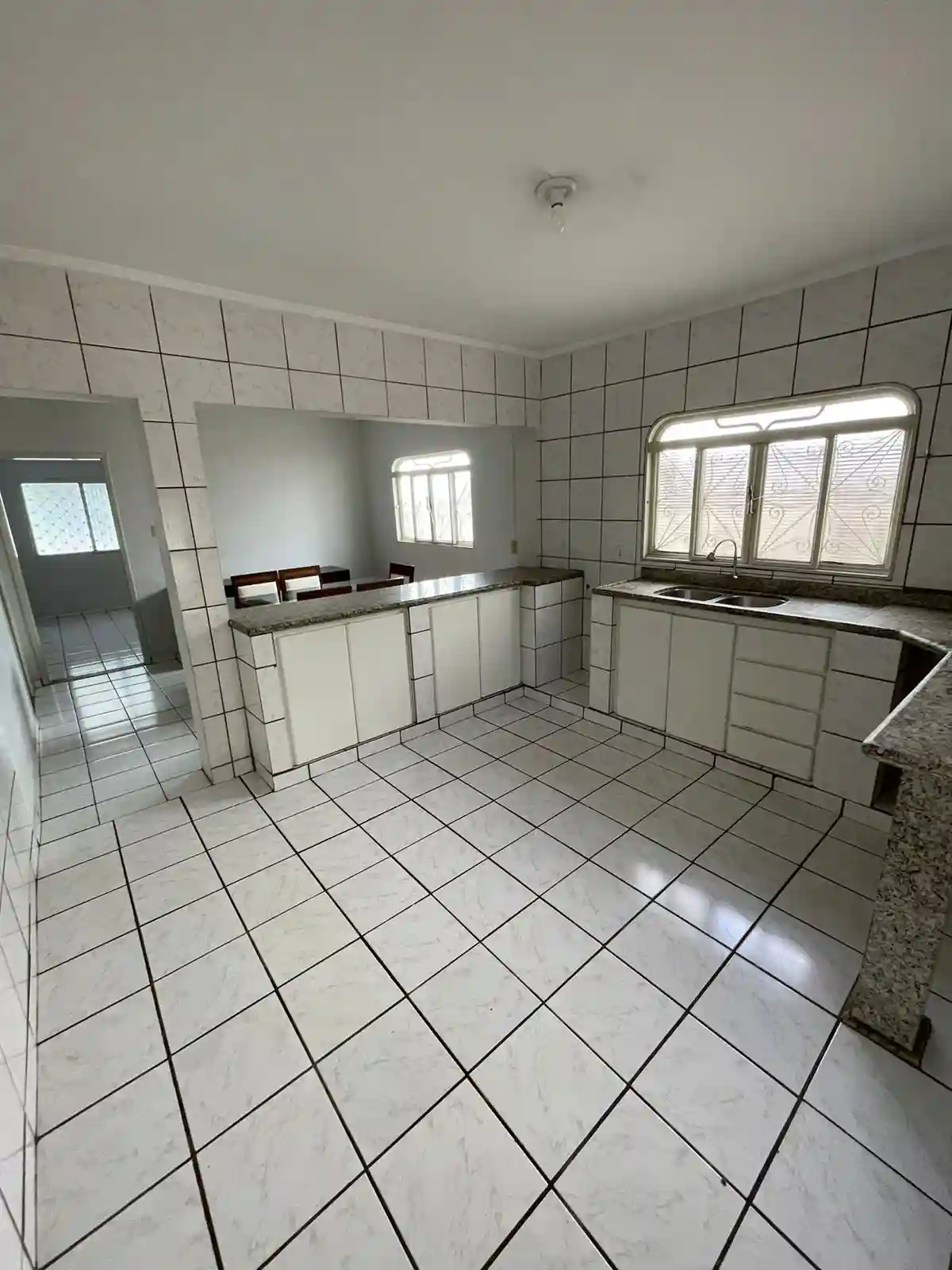 Casa com 3 quartos à venda, 377m² — foto 6 de 15