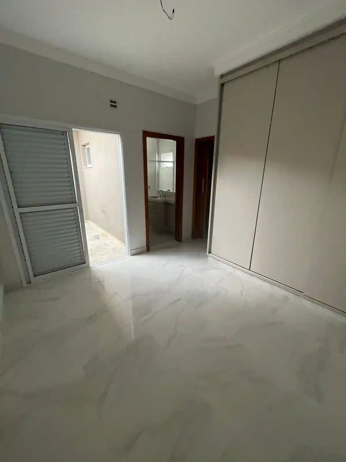 Casa de Condomínio com 3 quartos à venda, 267m² — foto 6 de 13