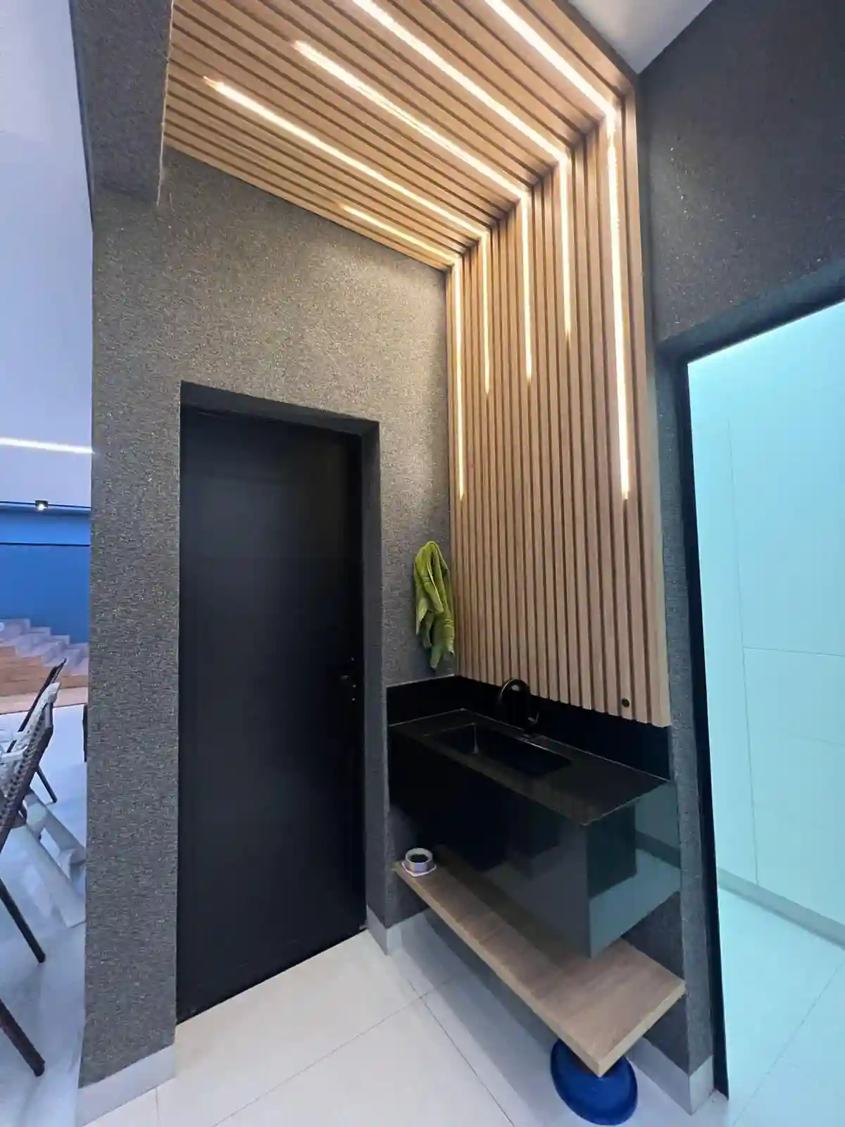 Casa de Condomínio com 3 quartos à venda, 360m² — foto 13 de 15