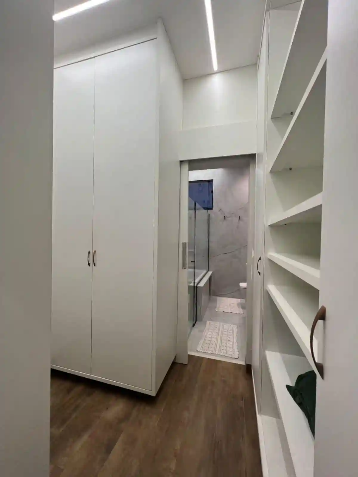 Casa de Condomínio com 3 quartos à venda, 360m² — foto 9 de 15