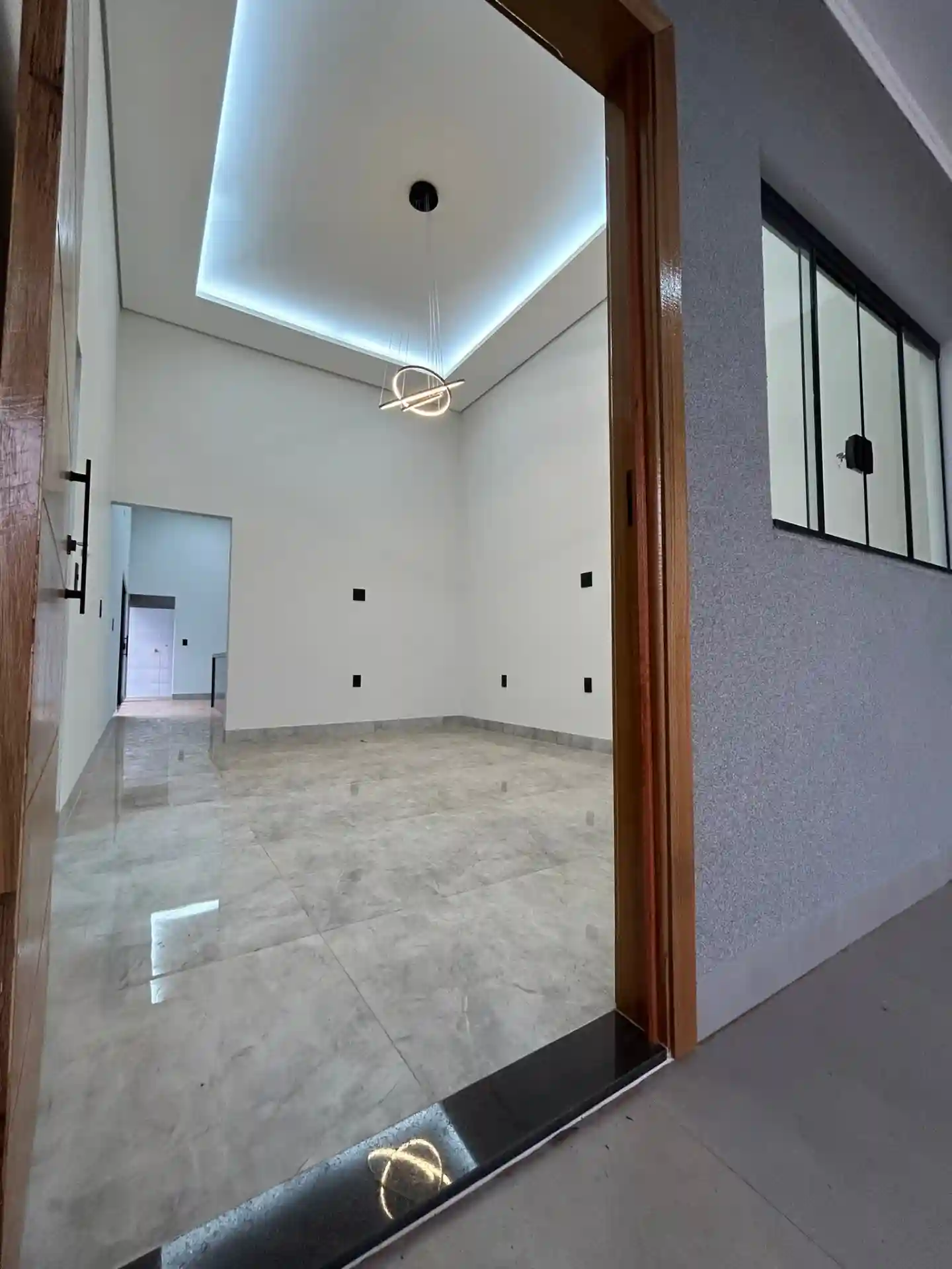 Casa com 3 quartos à venda, 119m² — foto 3 de 17