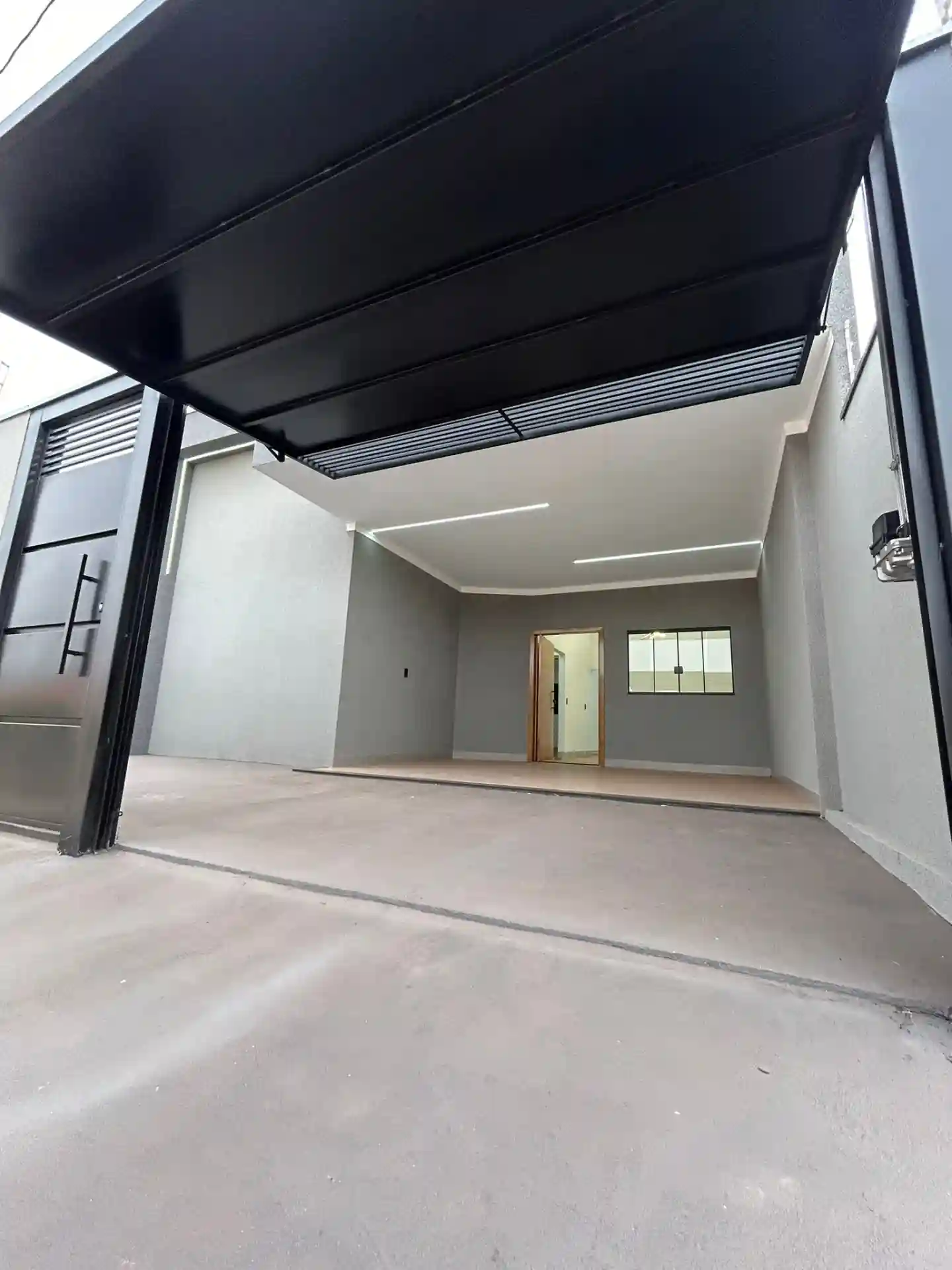 Casa com 3 quartos à venda, 119m² — foto 1 de 17