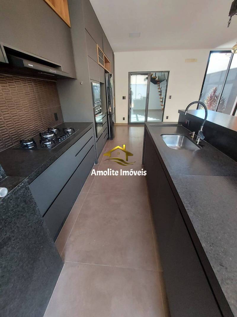 Casa de Condomínio com 3 quartos à venda, 237m² — foto 22 de 81