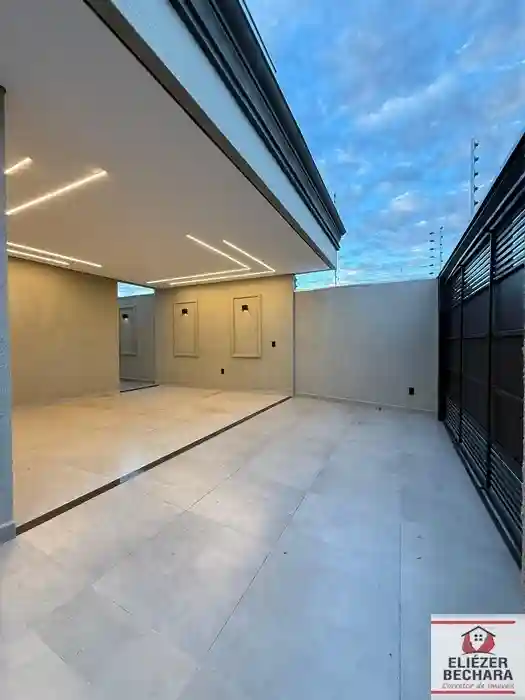 Casa com 3 quartos à venda, 123m² — foto 3 de 19