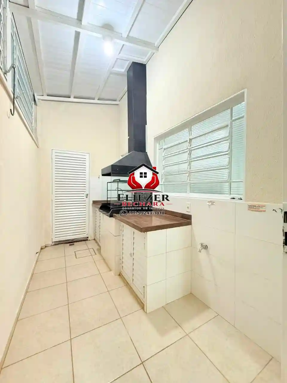 Casa com 3 quartos à venda, 167m² — foto 9 de 27