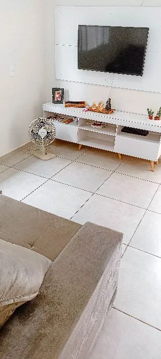 Casa à venda — foto 2 de 16