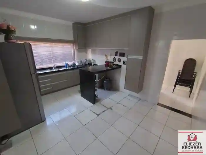 Fazenda / Sítio / Chácara com 3 quartos à venda, 1000m² — foto 17 de 39