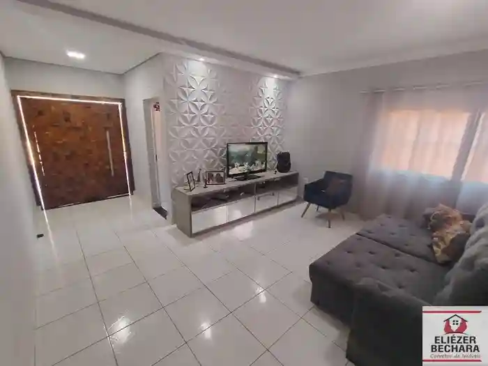 Fazenda / Sítio / Chácara com 3 quartos à venda, 1000m² — foto 2 de 39