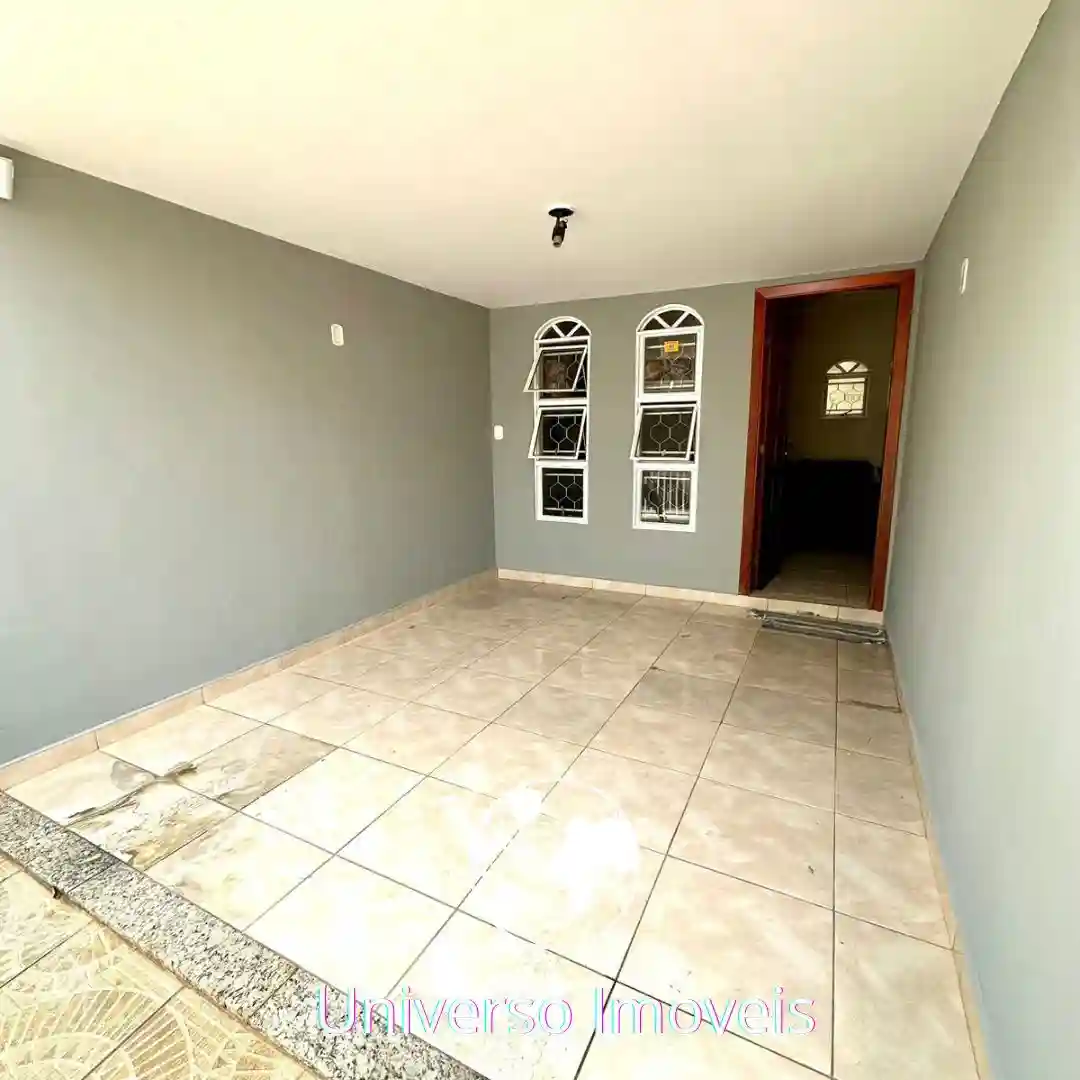 Casa com 3 quartos à venda, 120m² — foto 4 de 17