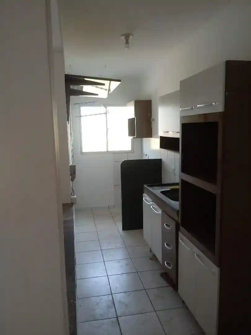Apartamento com 3 quartos à venda, 80m² — foto 2 de 6