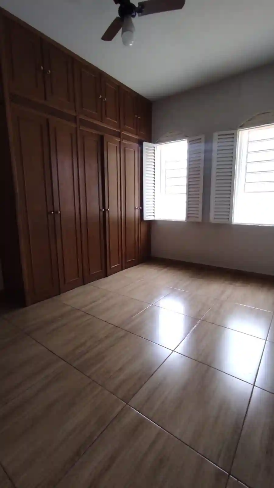 Casa com 3 quartos à venda, 495m² — foto 10 de 33