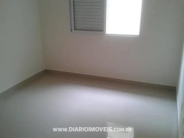 Casa de Condomínio à venda — foto 2 de 4