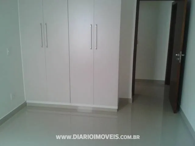 Casa de Condomínio à venda — foto 3 de 4