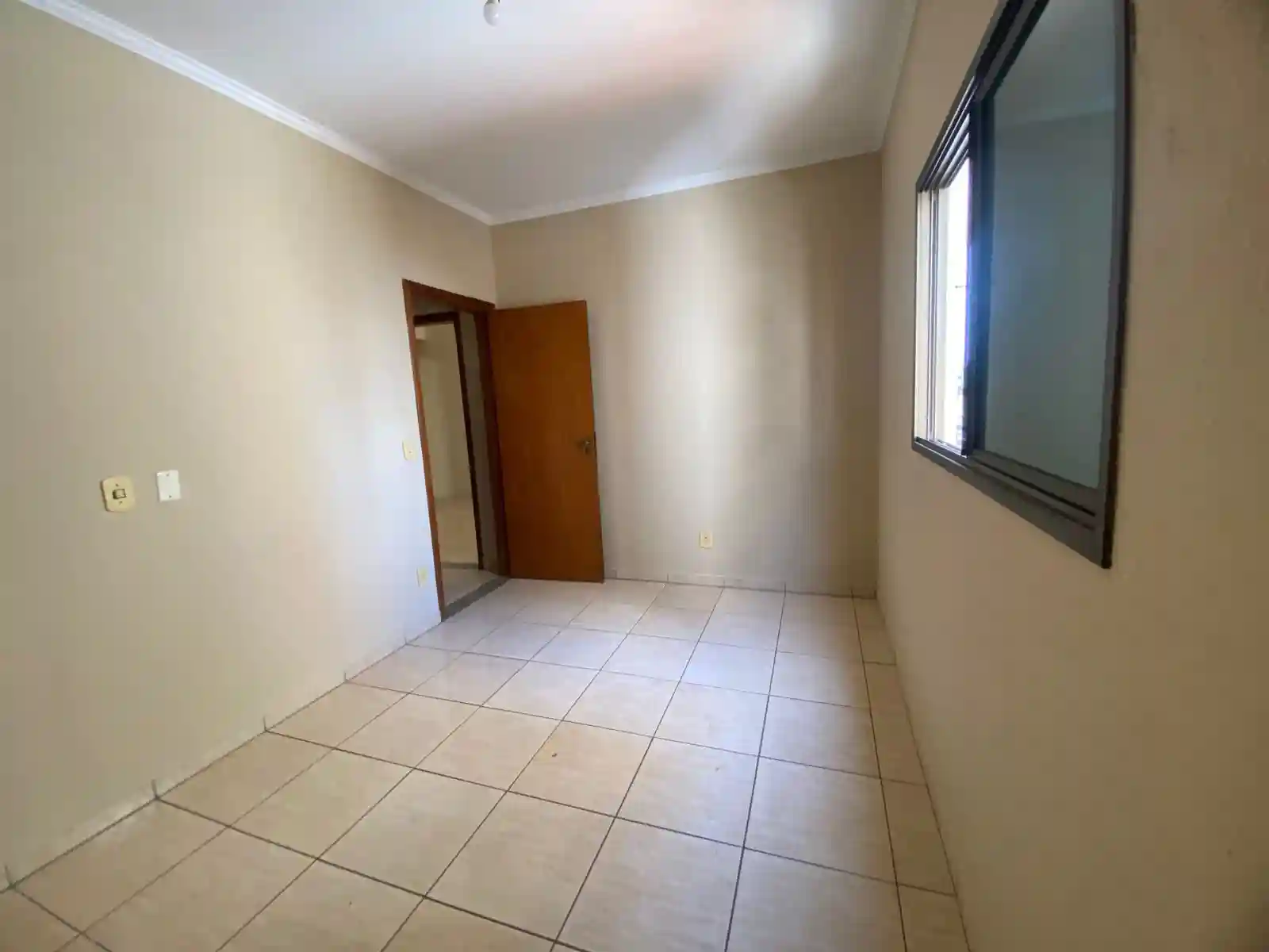 Apartamento com 2 quartos à venda, 76m² — foto 11 de 12
