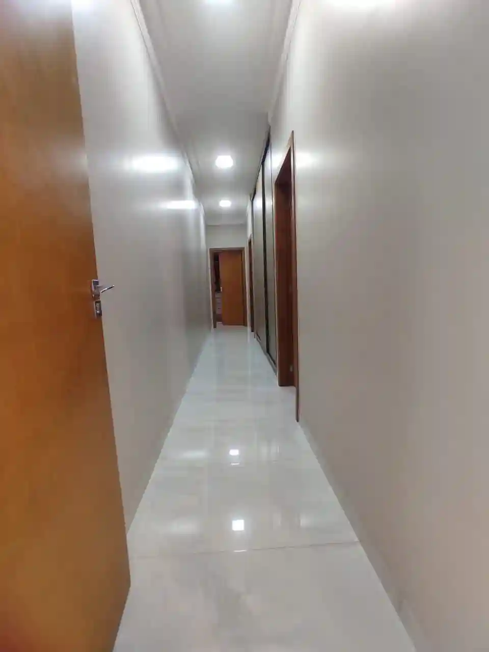 Casa de Condomínio com 3 quartos à venda, 232m² — foto 12 de 23