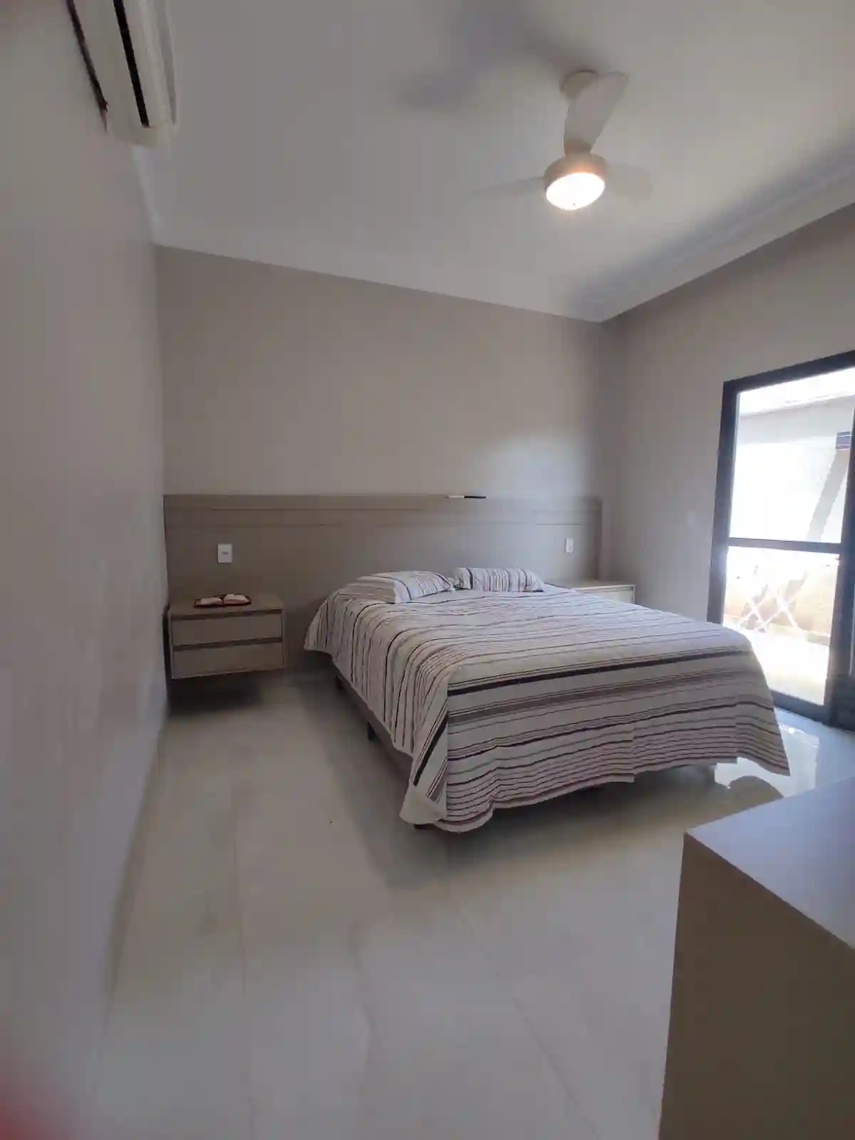 Casa de Condomínio com 3 quartos à venda, 232m² — foto 19 de 23