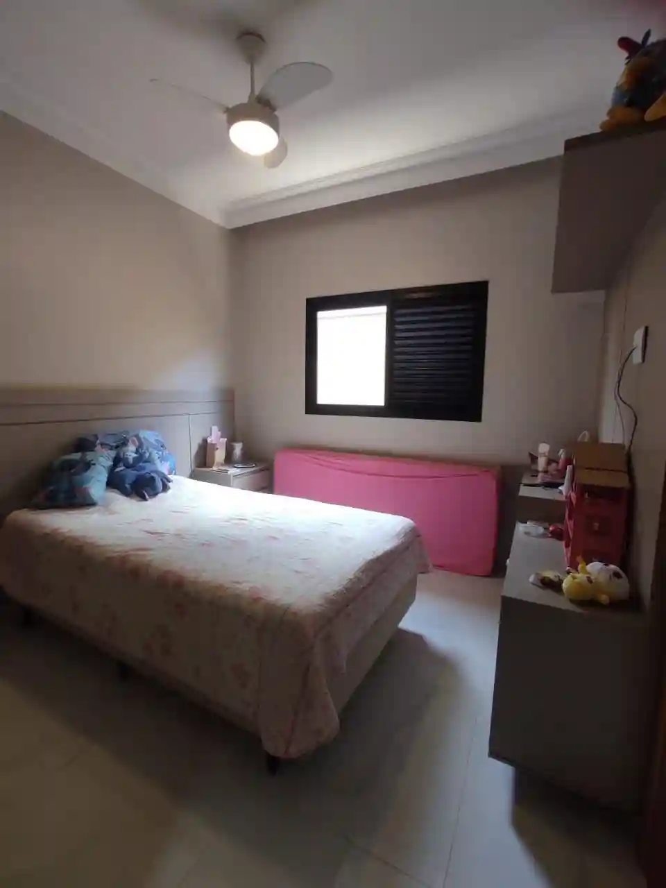 Casa de Condomínio com 3 quartos à venda, 232m² — foto 16 de 23