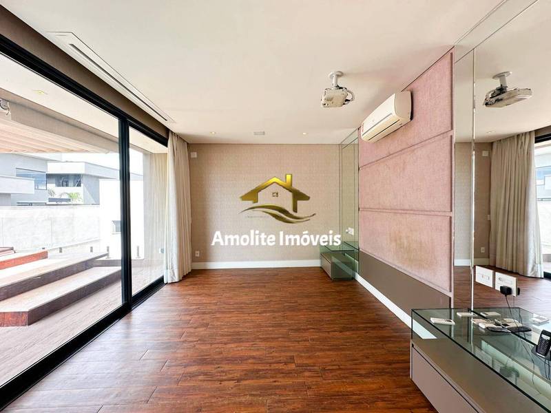 Casa de Condomínio com 4 quartos à venda, 540m² — foto 10 de 32