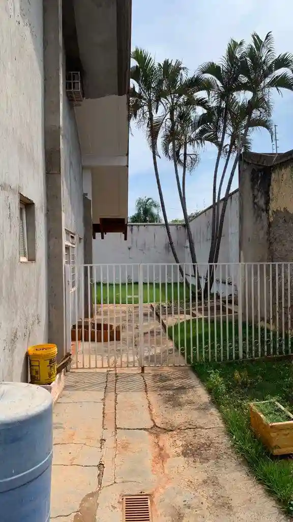Casa Comercial com 5 quartos à venda, 562m² — foto 4 de 30