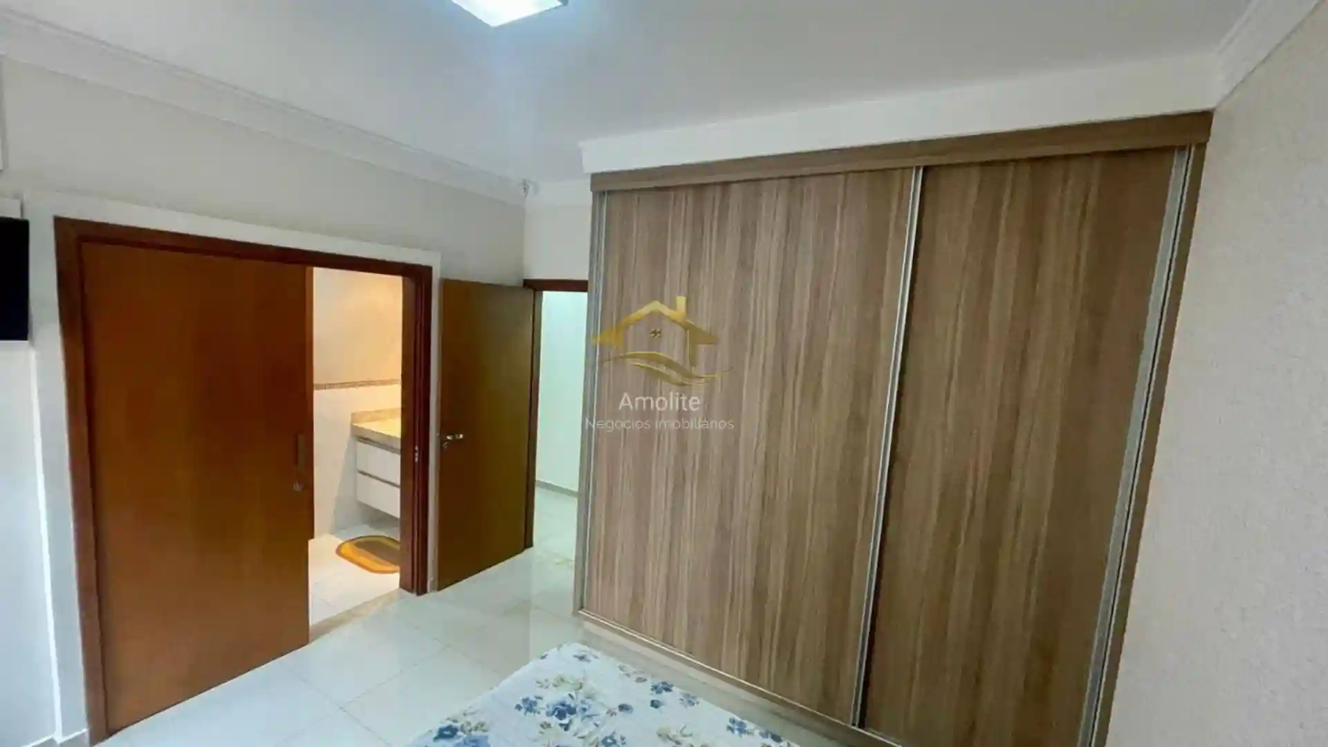 Casa de Condomínio com 4 quartos à venda, 284m² — foto 24 de 35