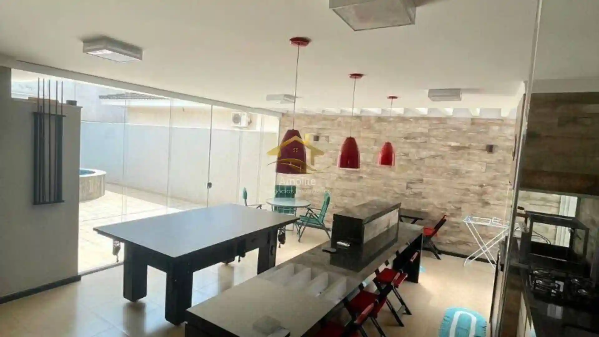 Casa de Condomínio com 4 quartos à venda, 284m² — foto 16 de 35