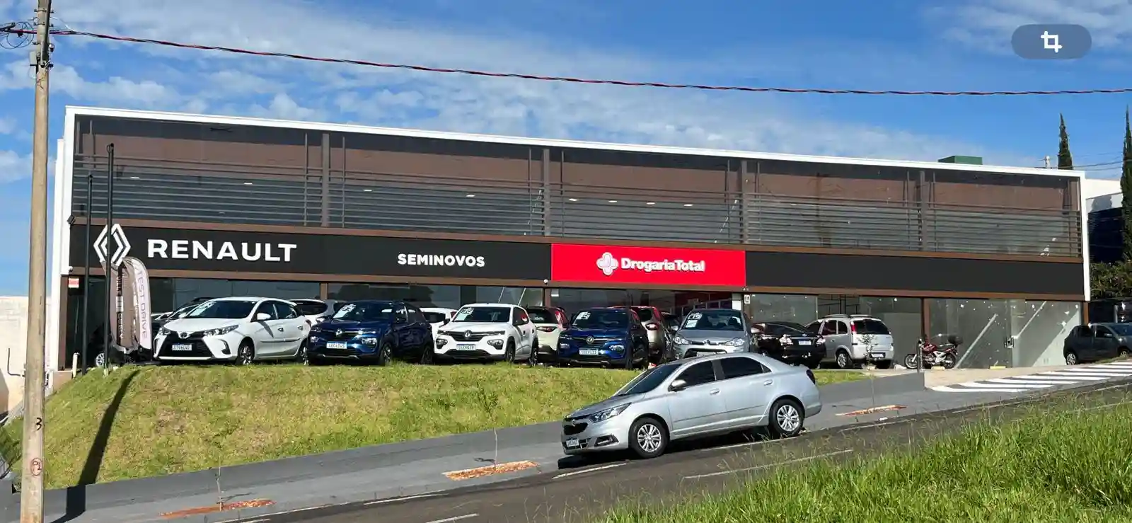 Loja / Salão / Ponto Comercial  para aluguel, 100m² — foto 1 de 7