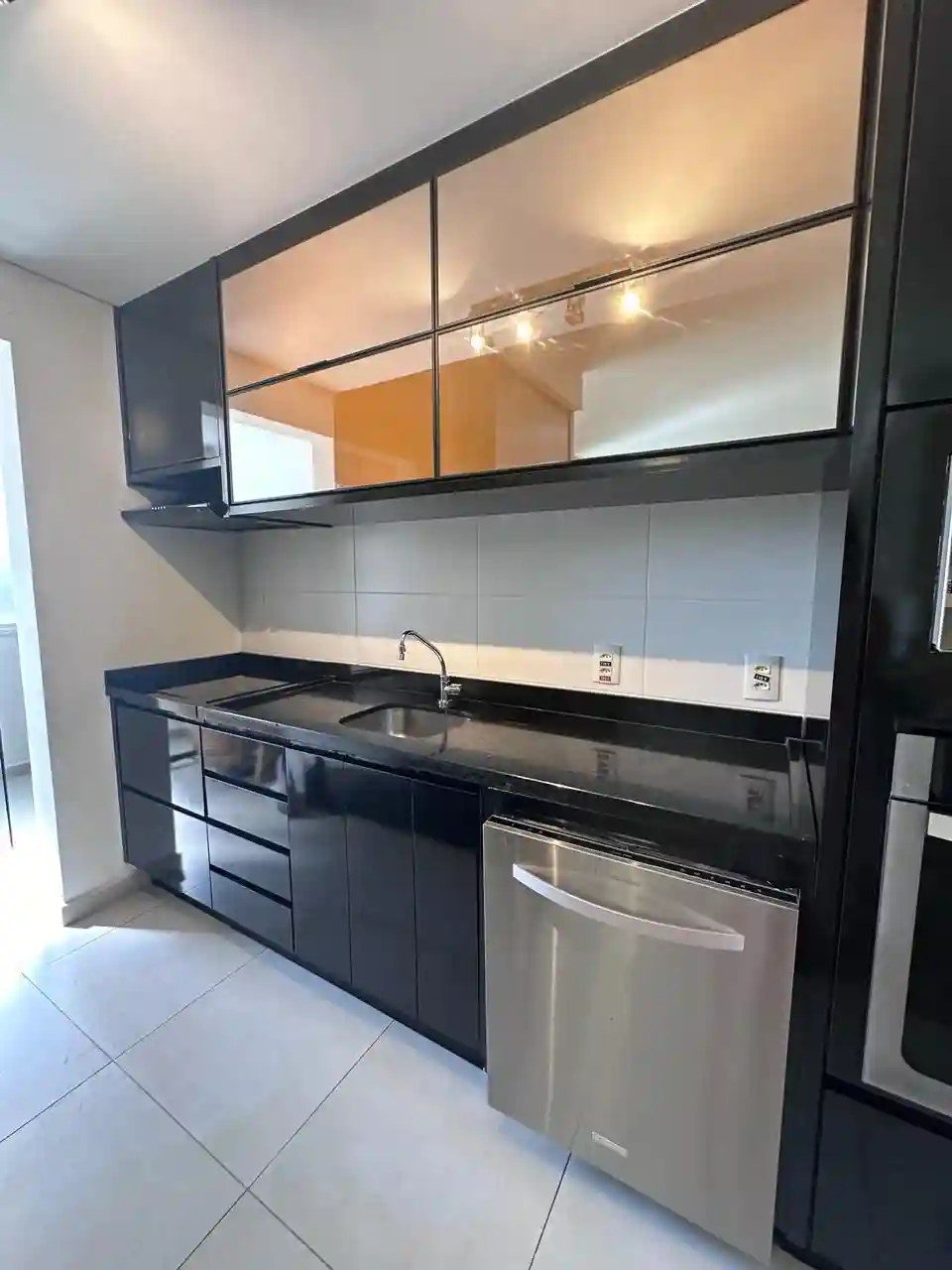 Apartamento com 2 quartos à venda, 136m² — foto 1 de 26