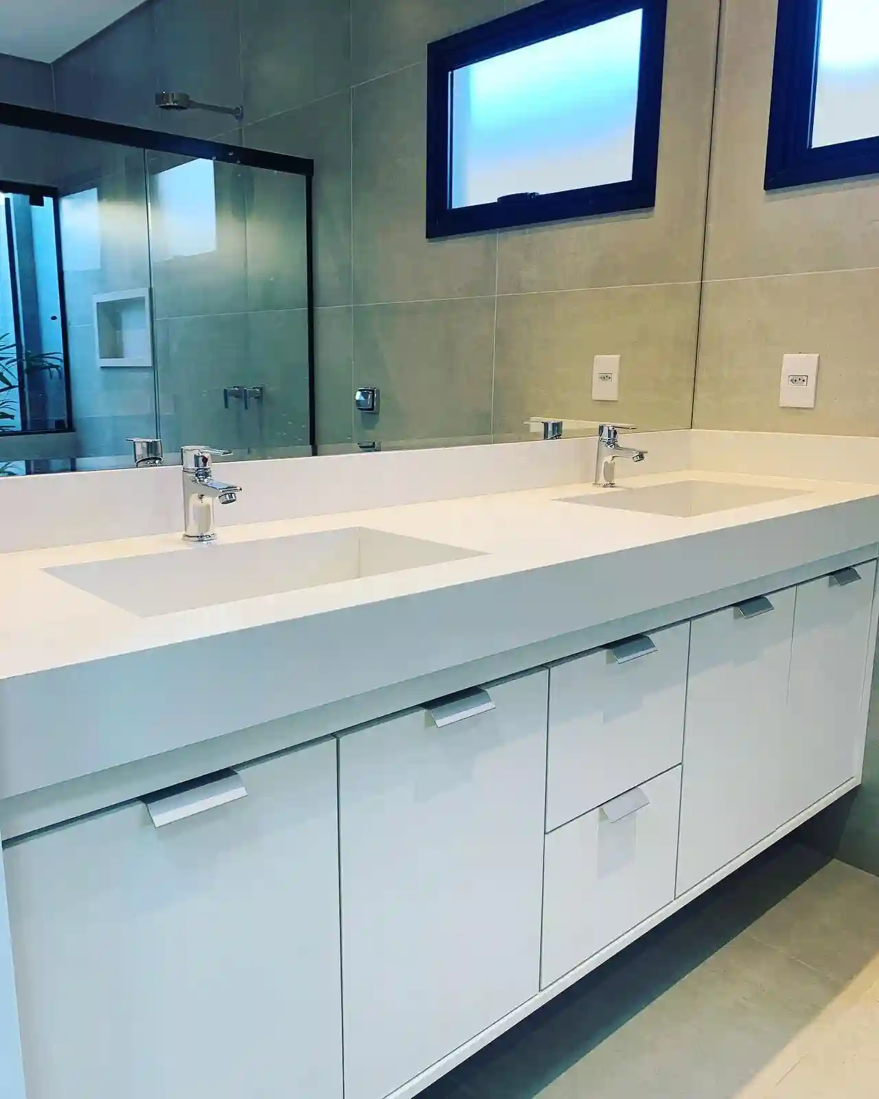 Casa de Condomínio com 3 quartos à venda, 220m² — foto 5 de 8
