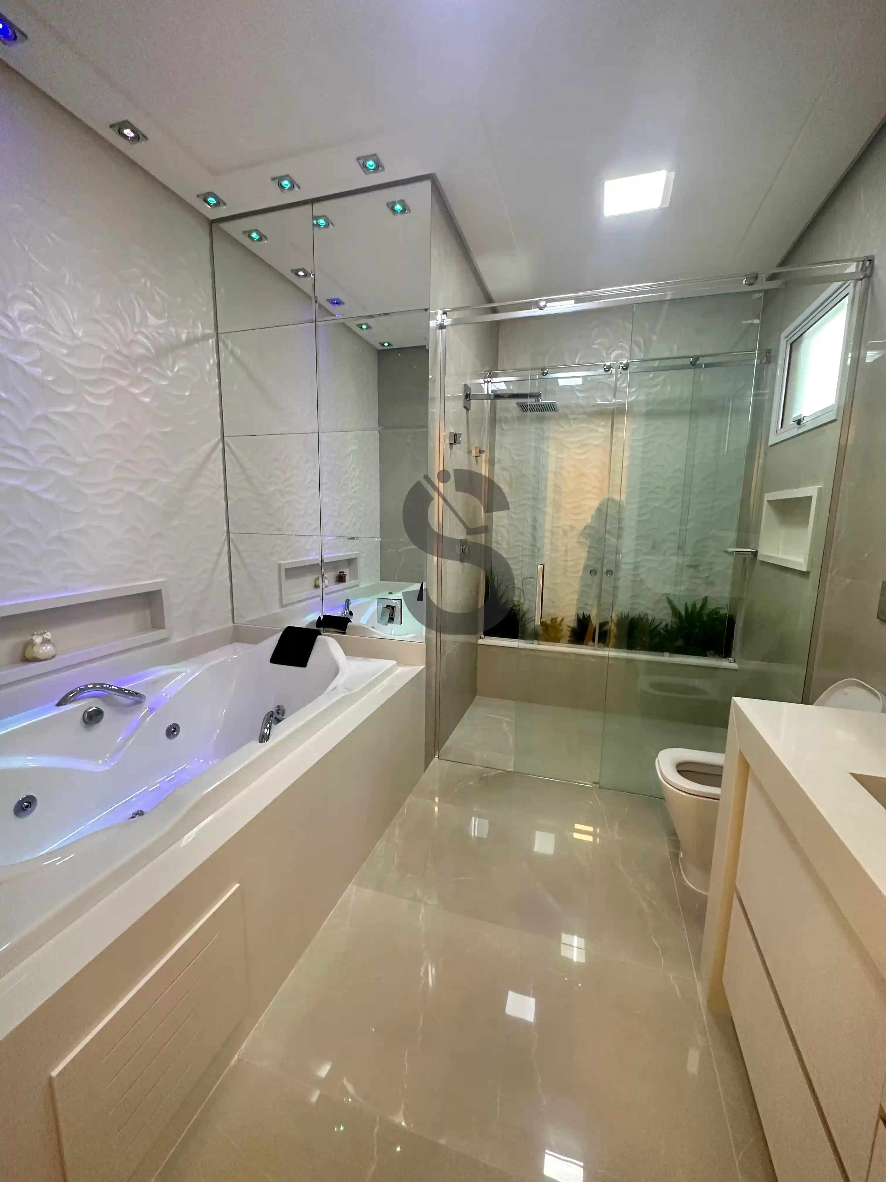 Casa de Condomínio com 3 quartos à venda, 390m² — foto 9 de 16