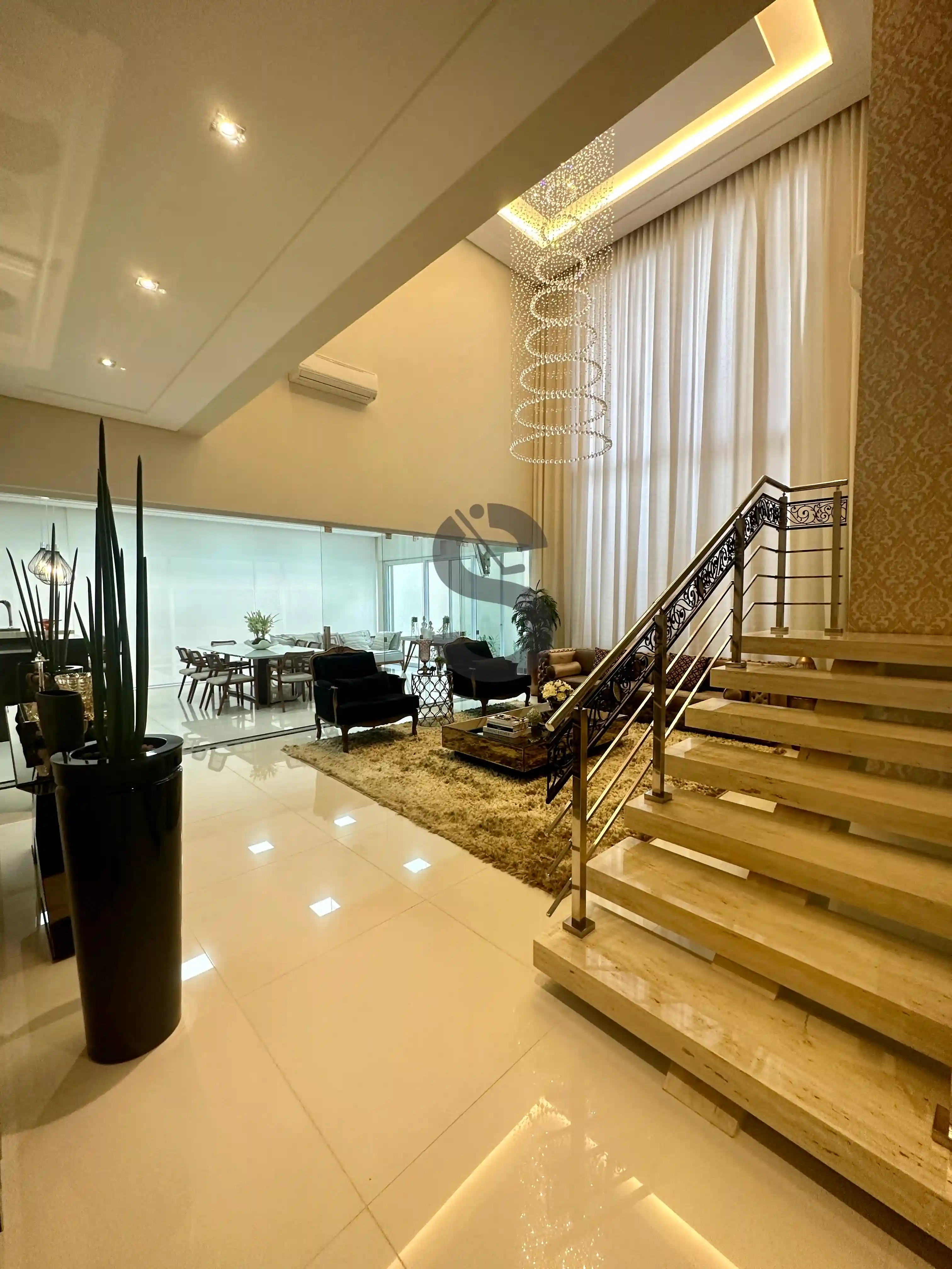 Casa de Condomínio com 3 quartos à venda, 390m² — foto 4 de 16