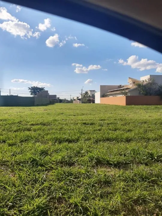 Casa à venda — foto 1 de 2