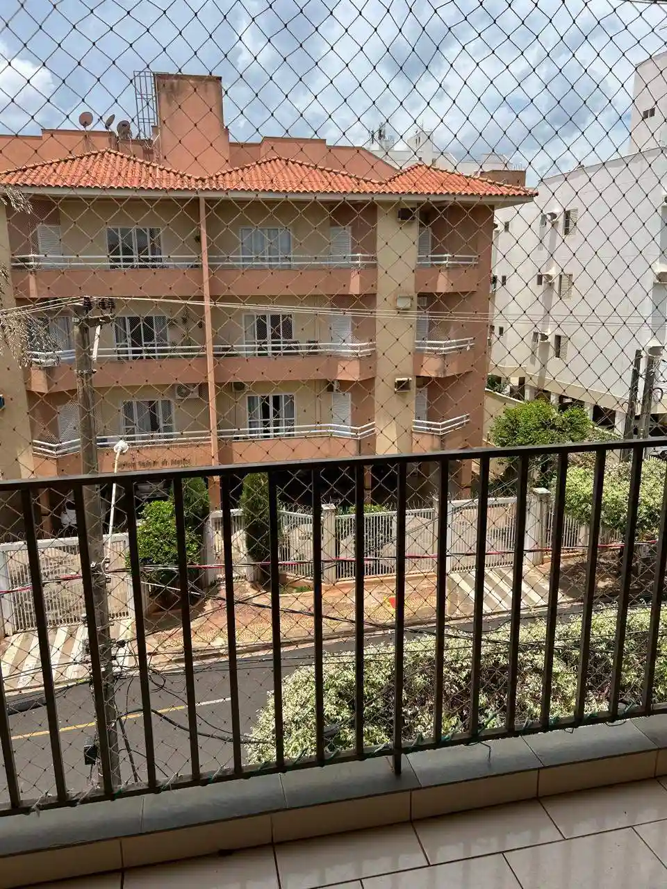 Apartamento com 3 quartos à venda, 70m² — foto 1 de 18