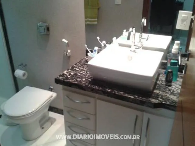Casa de Condomínio à venda — foto 2 de 4