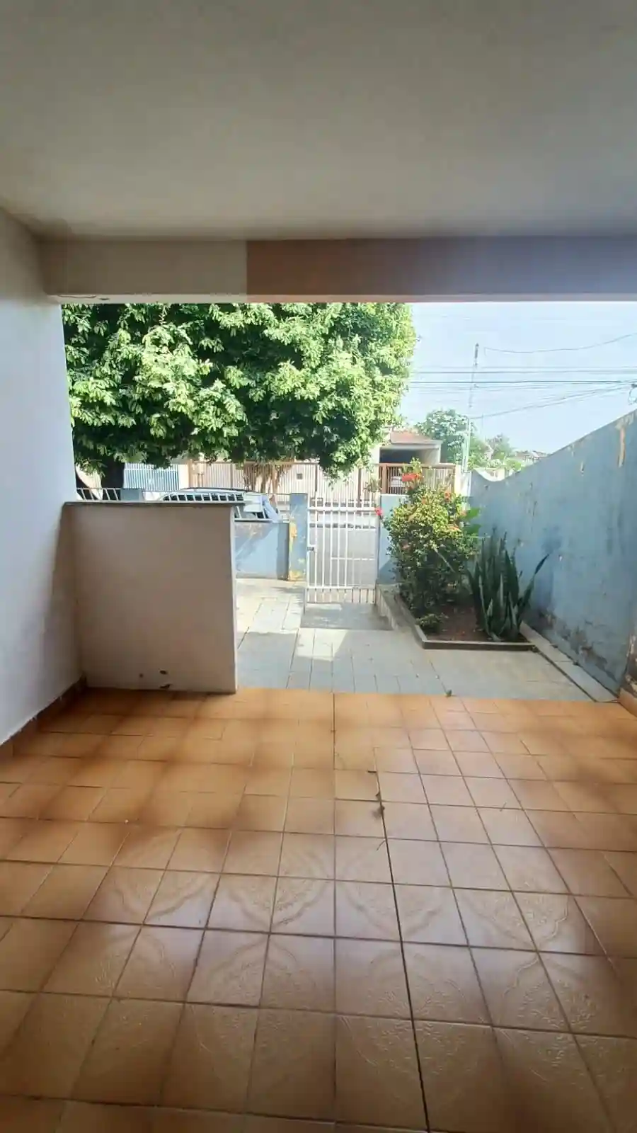 Casa com 2 quartos à venda, 183m² — foto 1 de 25
